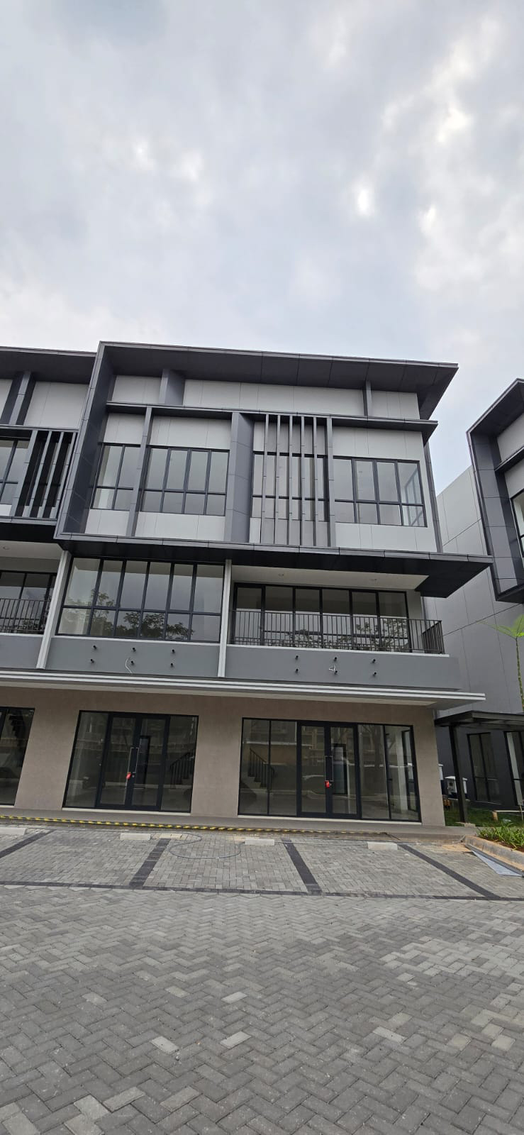 Ruko Greenwich Business Park, BSD City, Tangerang